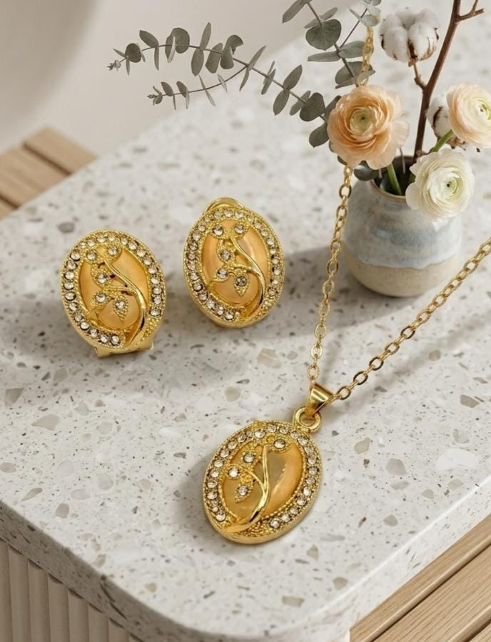 Luxe Crystal Medallion 2-Piece Set (Necklace + Earrings)