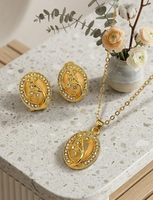 Luxe Crystal Medallion 2-Piece Set (Necklace + Earrings)